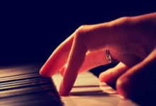 米体：琼托利需要欧冠资格巩固位置，他将在赛季.